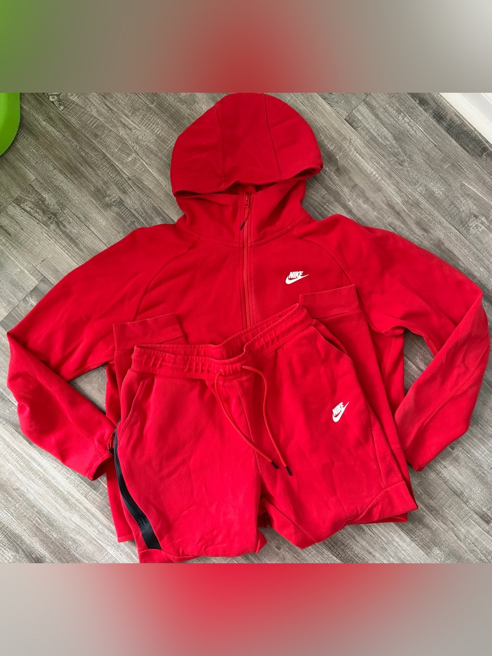 Nike Tech sweatsuit - woman’s